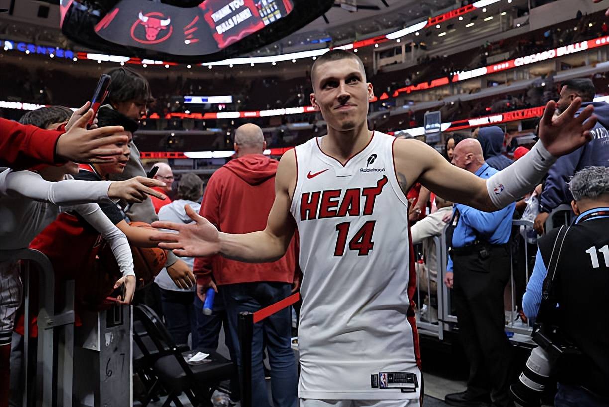 雄鹿队全明星大将重回状态，成为球队中流砥柱的简单介绍