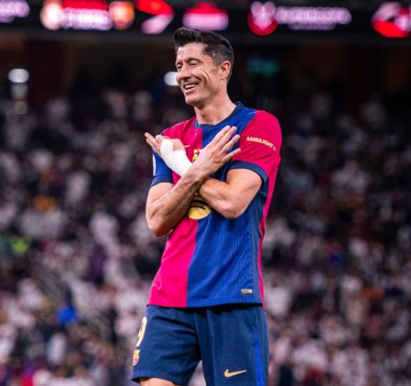 包含巴塞罗那球员公开表态,向球迷表达感谢与歉意的词条 包含巴塞罗那球员公开表态,向球迷表达感谢与歉意的词条