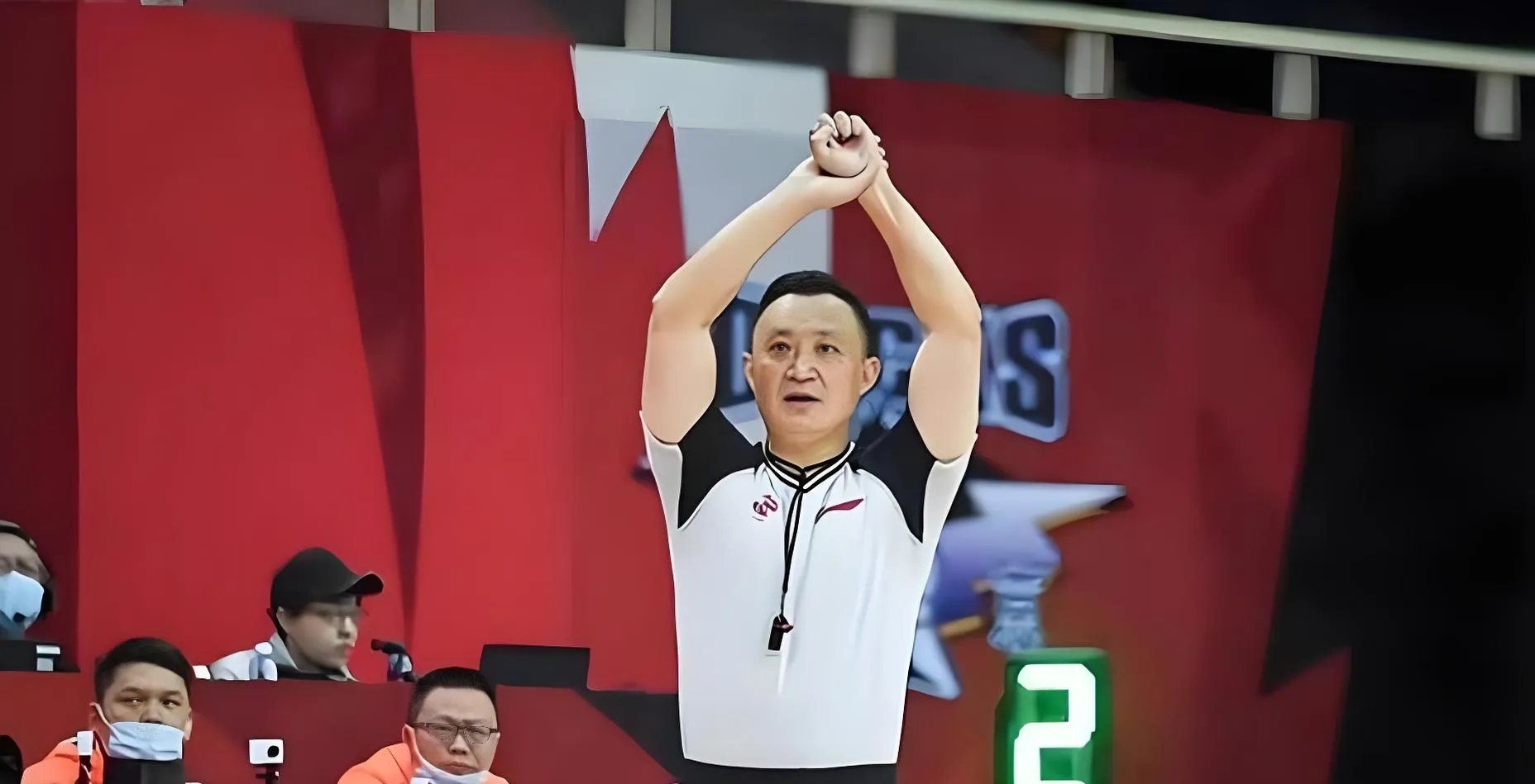 开云体育登录-关于队内强力内线再添新兵，助力球队逆转胜利的信息