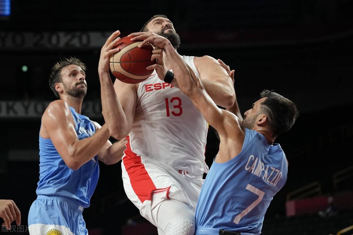 西班牙篮球联赛中一场激烈对决即将展开 西班牙篮球联赛中一场激烈对决即将展开