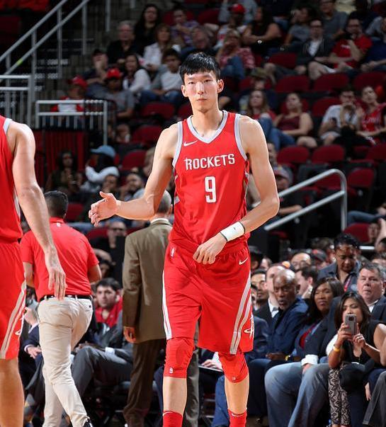 开云APP-广州恒大主场豪取胜利，排名依旧领先的简单介绍