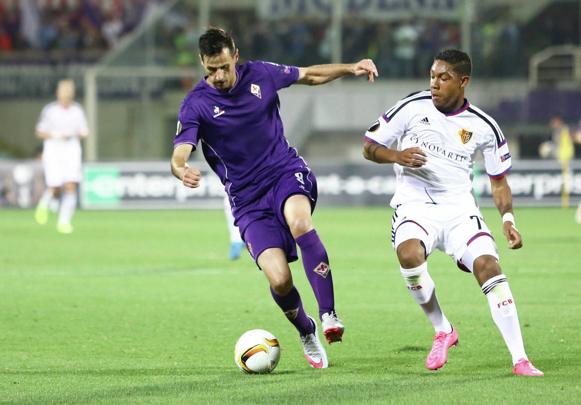 开云体育在线-格拉纳达客场战胜巴塞尔，夺取三分