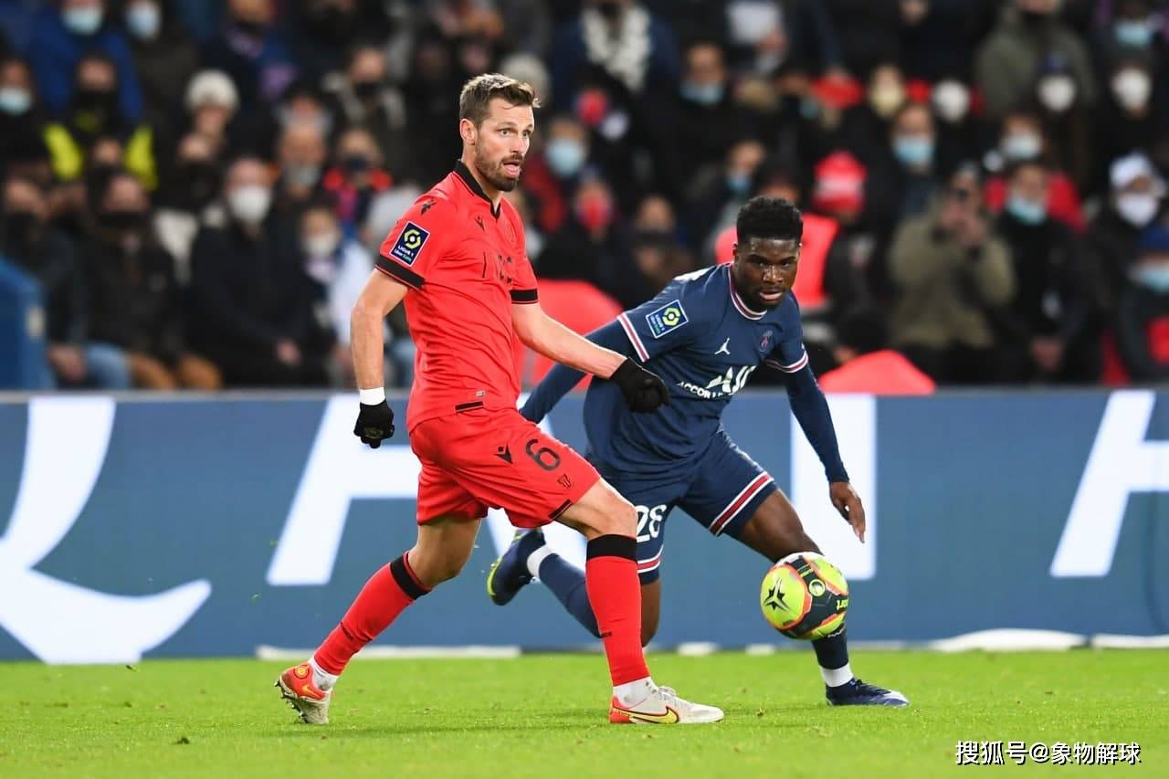 亚眠在法国杯比赛中击败环卫巴黎的简单介绍 亚眠在法国杯比赛中击败环卫巴黎的简单介绍