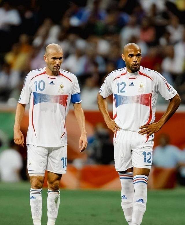 亚眠在法国杯比赛中击败环卫巴黎的简单介绍 亚眠在法国杯比赛中击败环卫巴黎的简单介绍