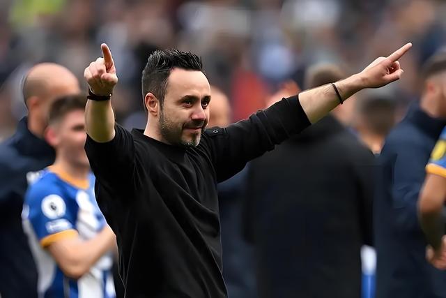 关于萨索洛球员赞誉主教练的战术安排,效果显著的信息 关于萨索洛球员赞誉主教练的战术安排,效果显著的信息