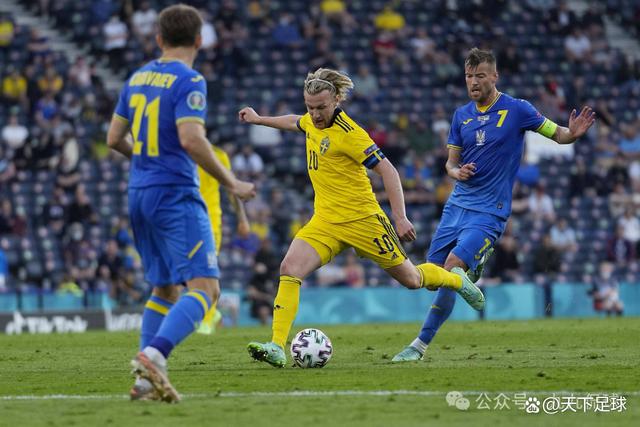瑞士与丹麦在欧洲杯预选赛中争夺胜利 瑞士与丹麦在欧洲杯预选赛中争夺胜利