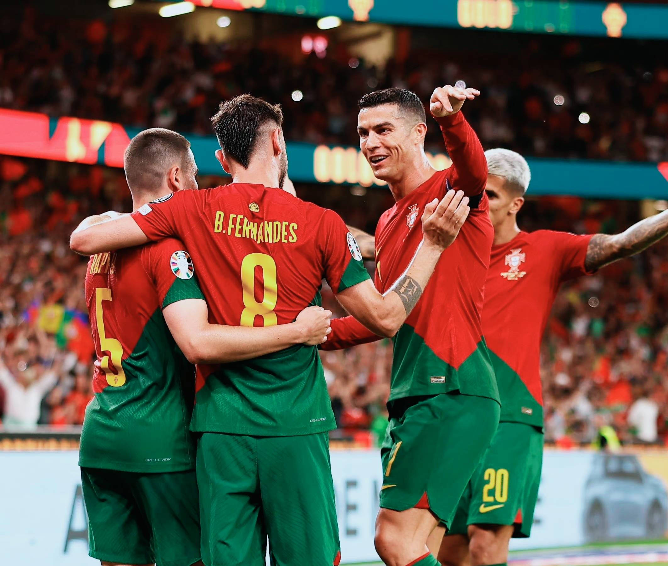 欧预赛关键一役:葡萄牙vs瑞士选谁?的简单介绍 欧预赛关键一役:葡萄牙vs瑞士选谁?的简单介绍