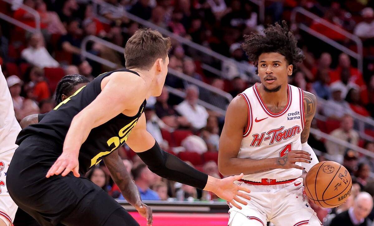 开云体育-瓦拉度亚特主场告捷，继续豪取三分