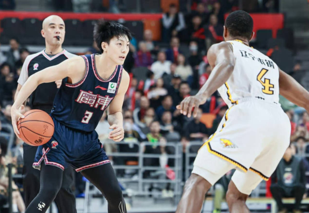 开云体育平台APP-广东主场战胜强敌，晋级季后赛