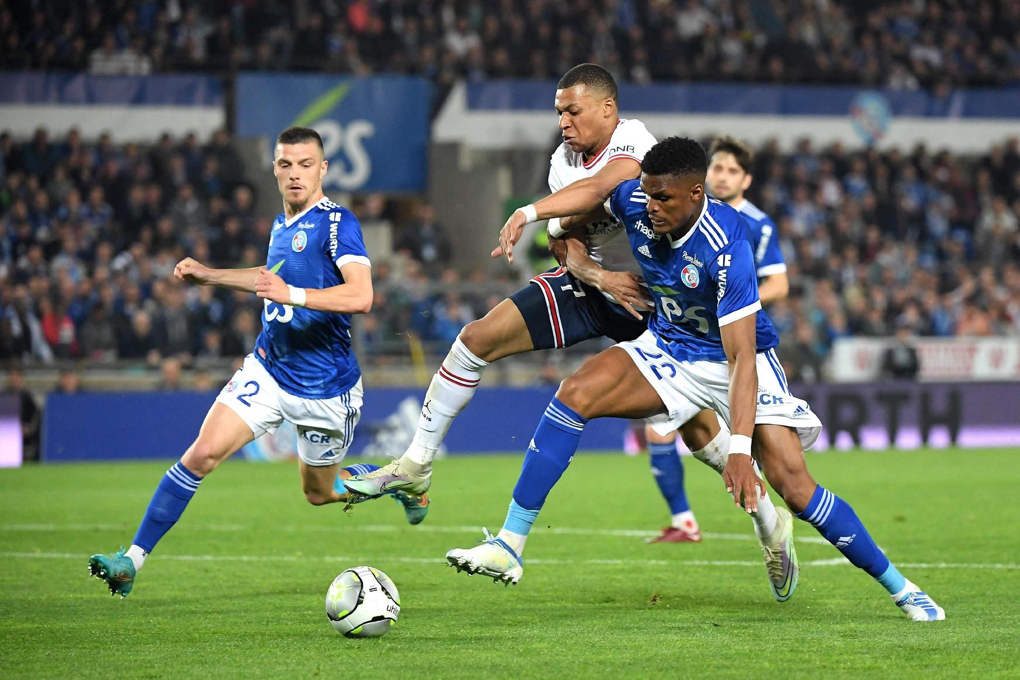 关于亚眠主场惊险获胜，法甲保级战况一触即发的信息