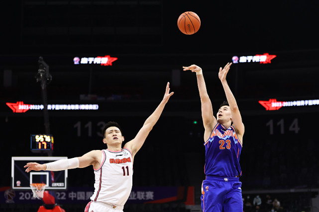 日本传统劲旅遭遇韩国强手，备受关注