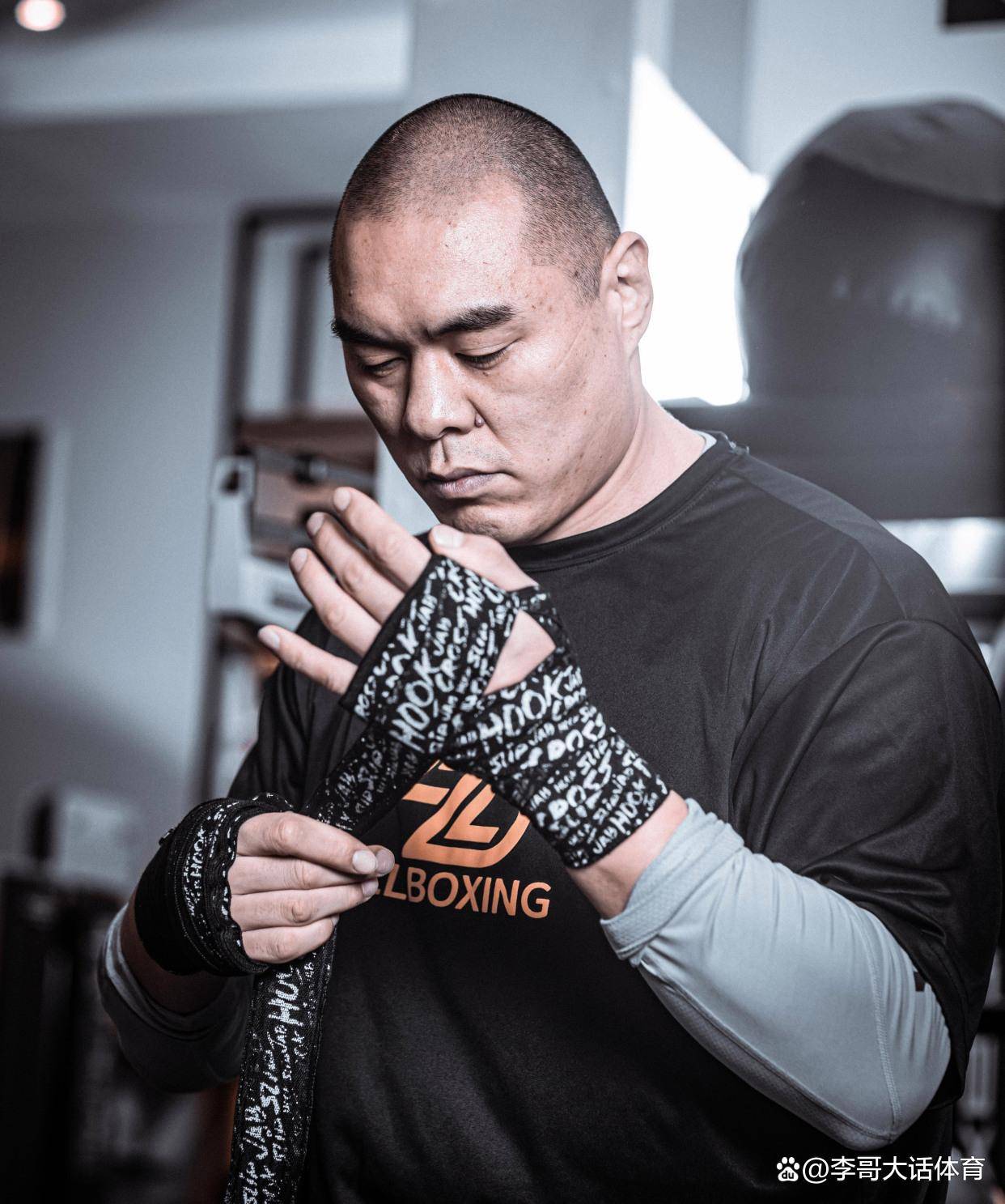 震撼登场！江西足球队在关键战役中崭露头角的简单介绍