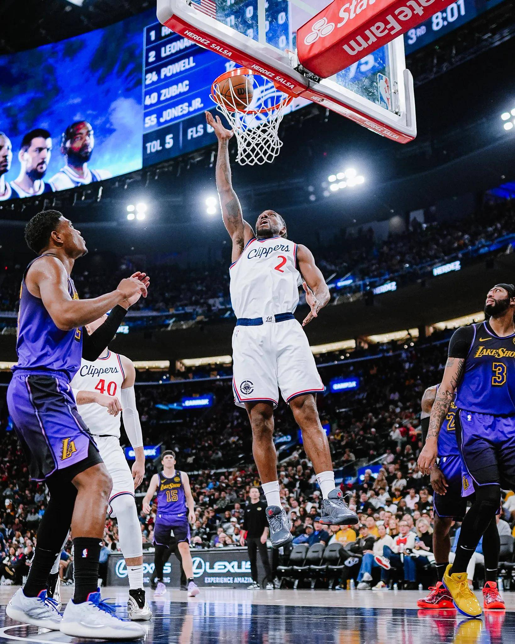 洛杉矶湖人球员因伤缺阵,复赛前景黯淡 洛杉矶湖人球员因伤缺阵,复赛前景黯淡