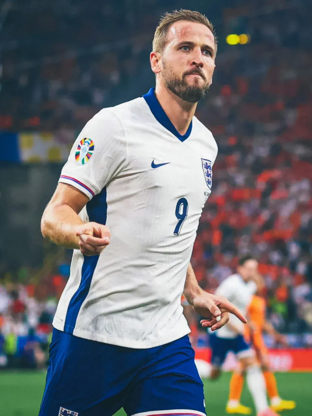 英格兰门将代表球队拿下杯赛激动哭泣 英格兰门将代表球队拿下杯赛激动哭泣