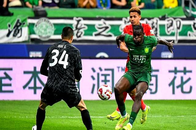 河南建业主场以一球小胜北京国安 河南建业主场以一球小胜北京国安