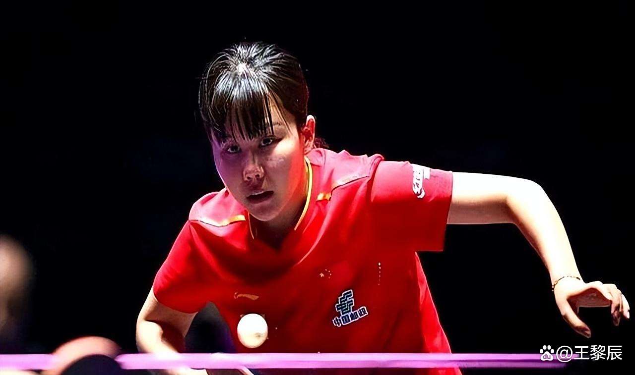 美国乒乓球选手挑战极限，勇夺冠军