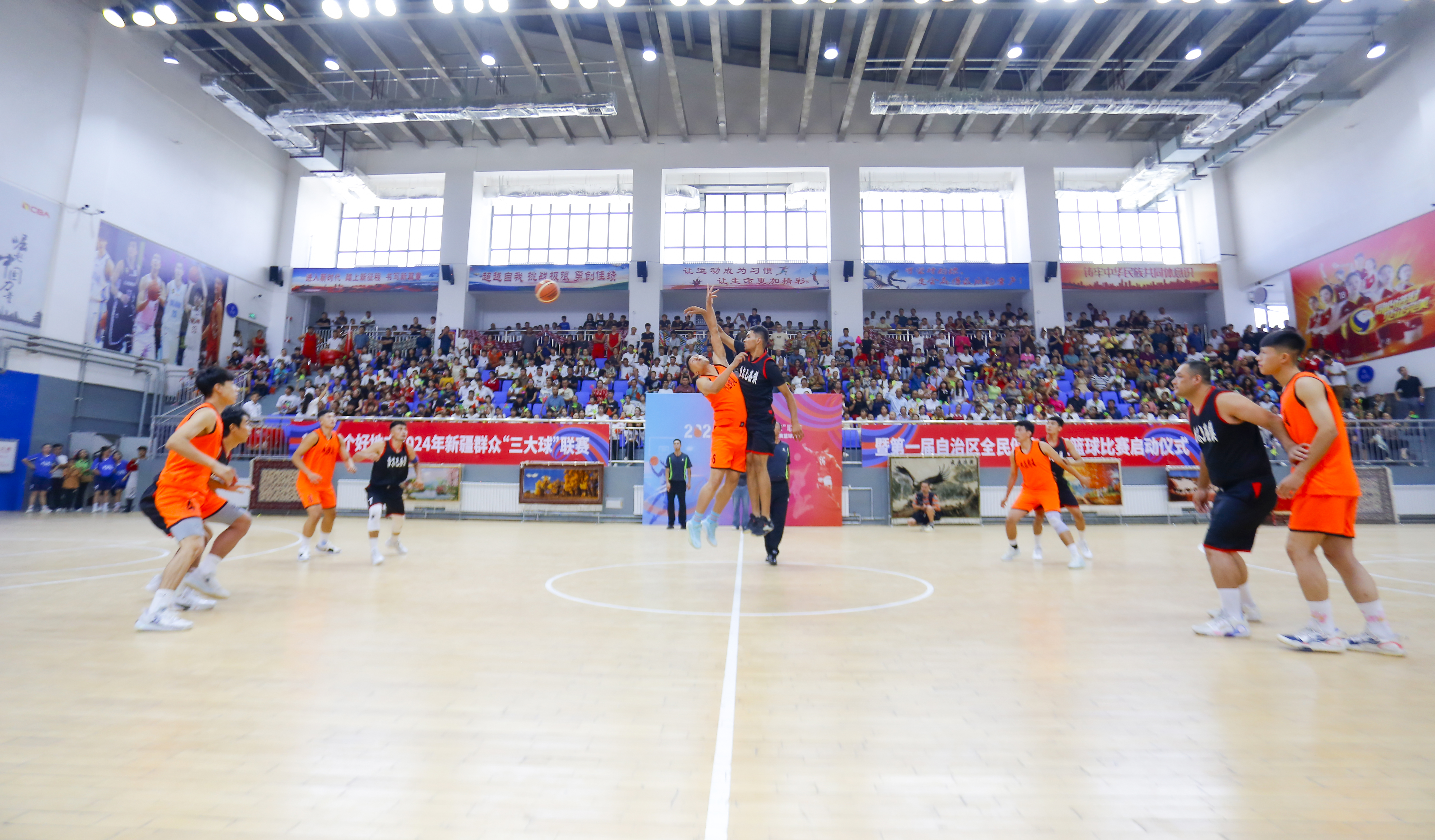 关于新疆保持稳定,队内气氛和谐向上的信息 关于新疆保持稳定,队内气氛和谐向上的信息