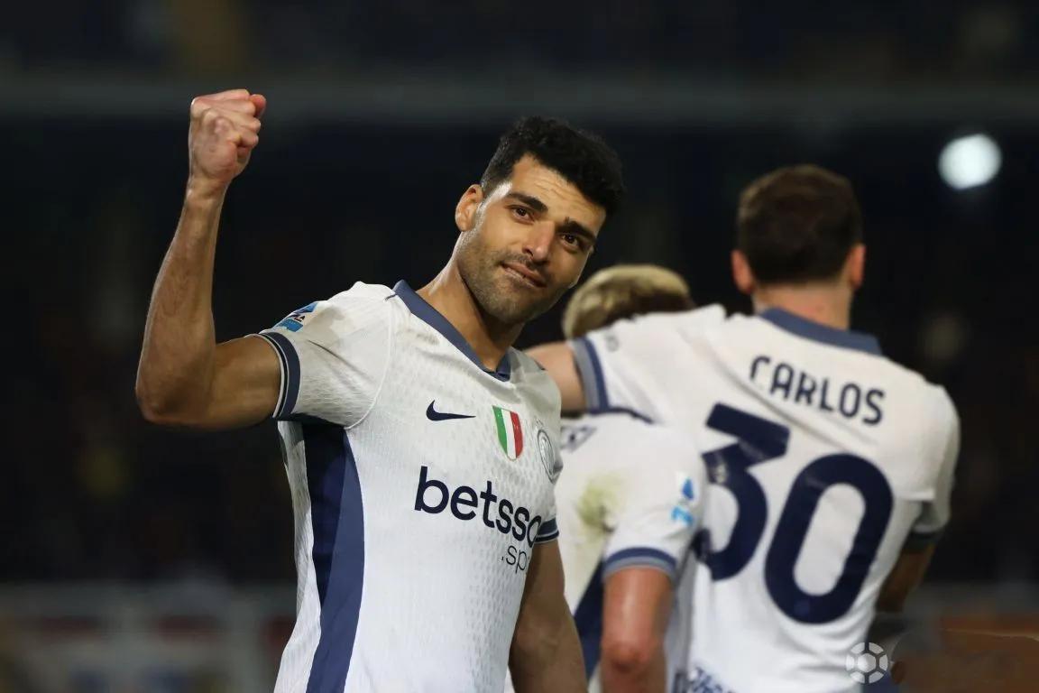 关于那不勒斯逆袭登顶，迎来领头羊之争的信息