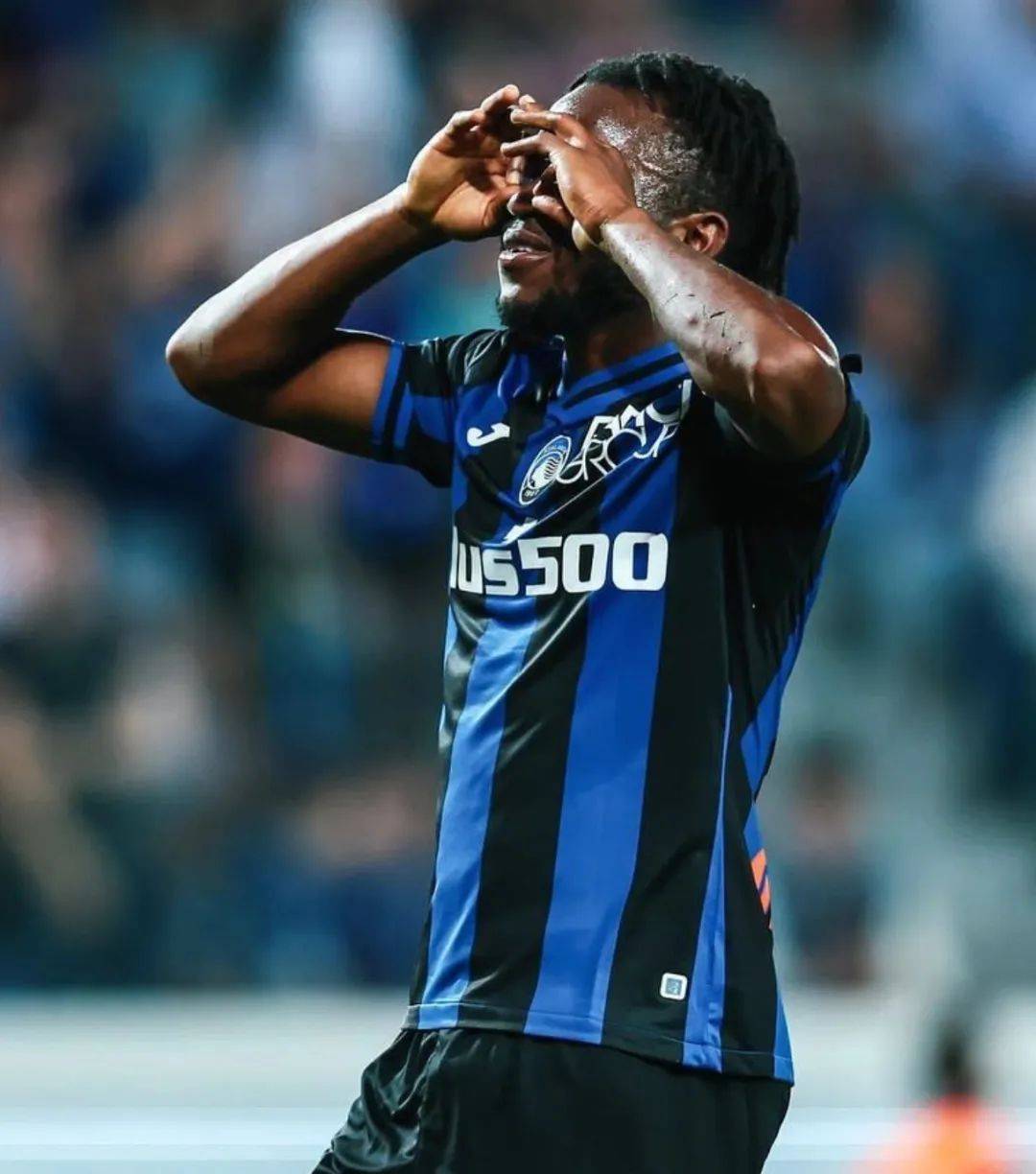 俱乐部转会风波不断，球员去留成谜