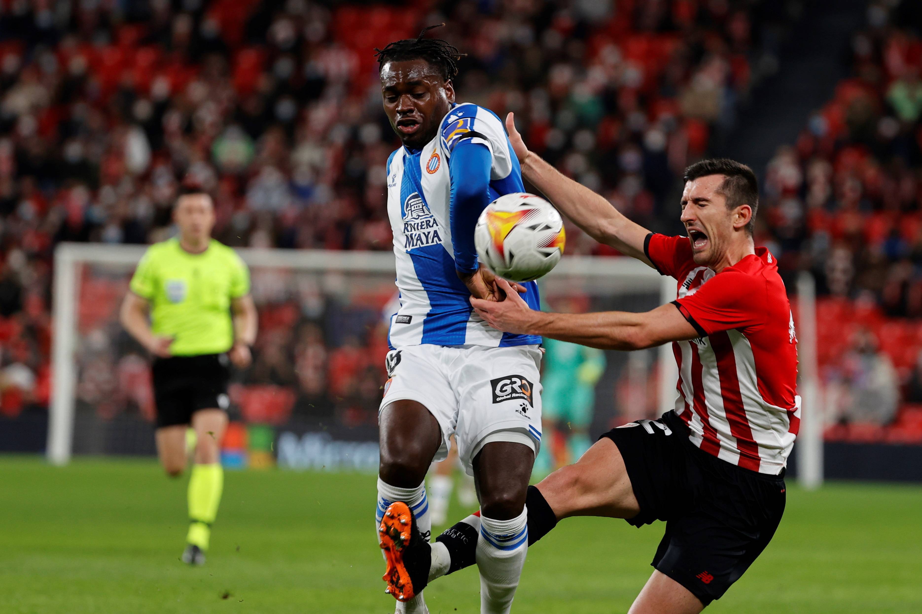 关于莱万再度领衔得分,皇马客场大获全胜的信息 关于莱万再度领衔得分,皇马客场大获全胜的信息