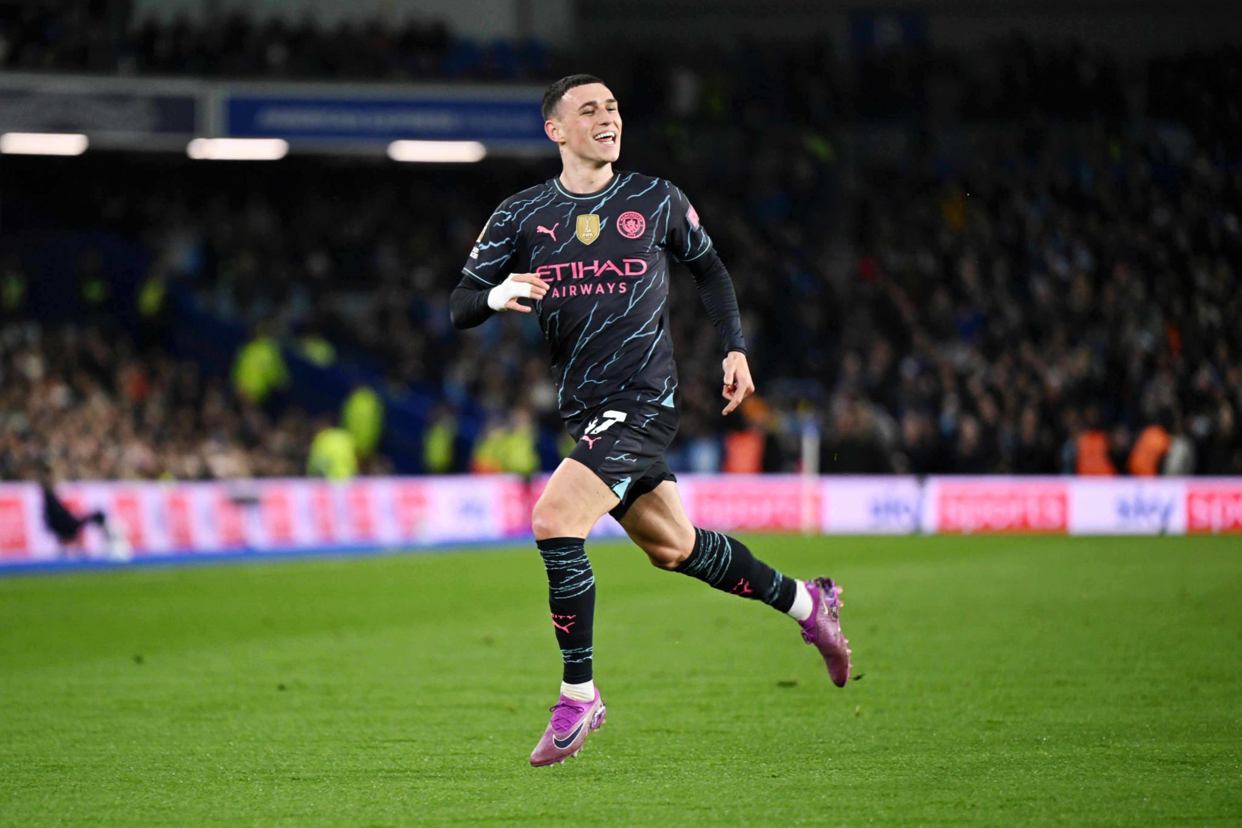 初露锋芒:云达不莱梅客场小胜沙尔克实现反超 初露锋芒:云达不莱梅客场小胜沙尔克实现反超