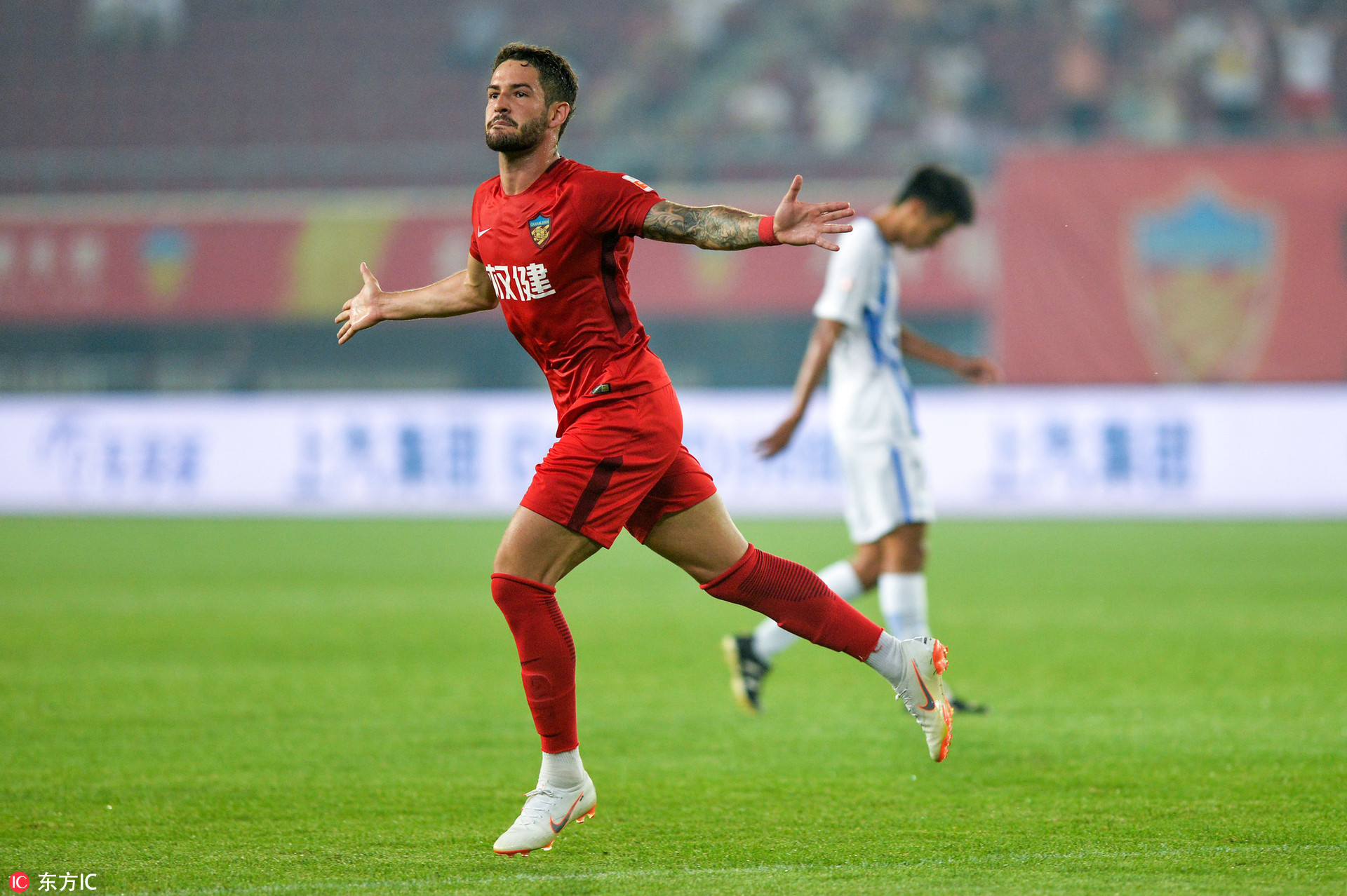 开云体育平台APP-本轮焦点对决，富力将挑战权健争夺胜利