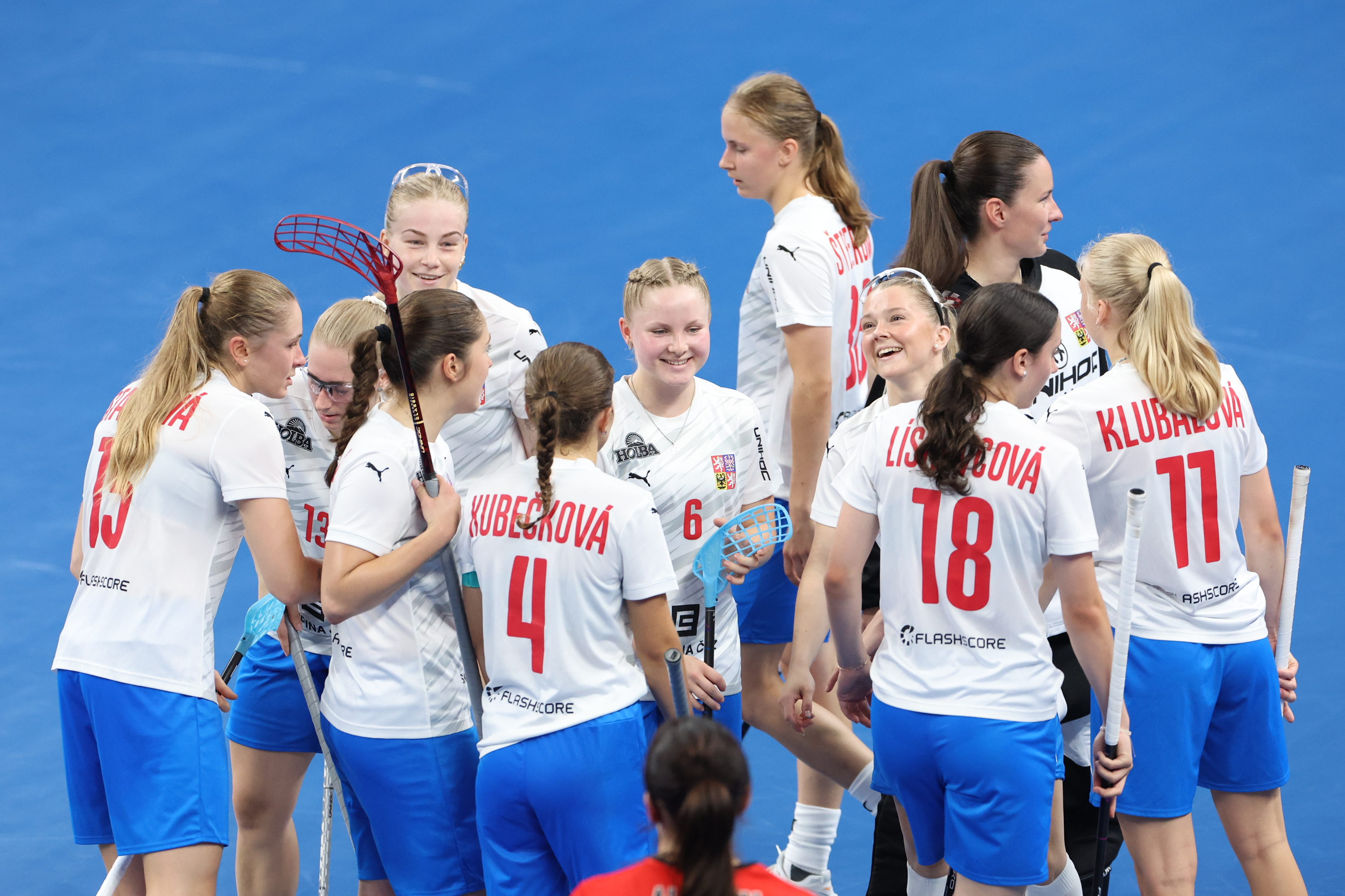 包含捷克队在预选赛中努力拼搏，期待新突破的词条