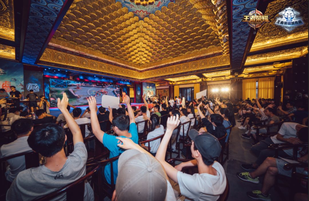 SHR轻取TSM，BDD关键团战开团秒人峡谷大战八强赛，让粉丝疯狂欢呼