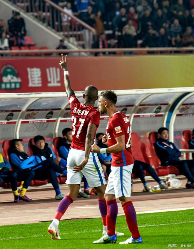 富力客场大胜建业,重回胜利之路! 富力客场大胜建业,重回胜利之路!