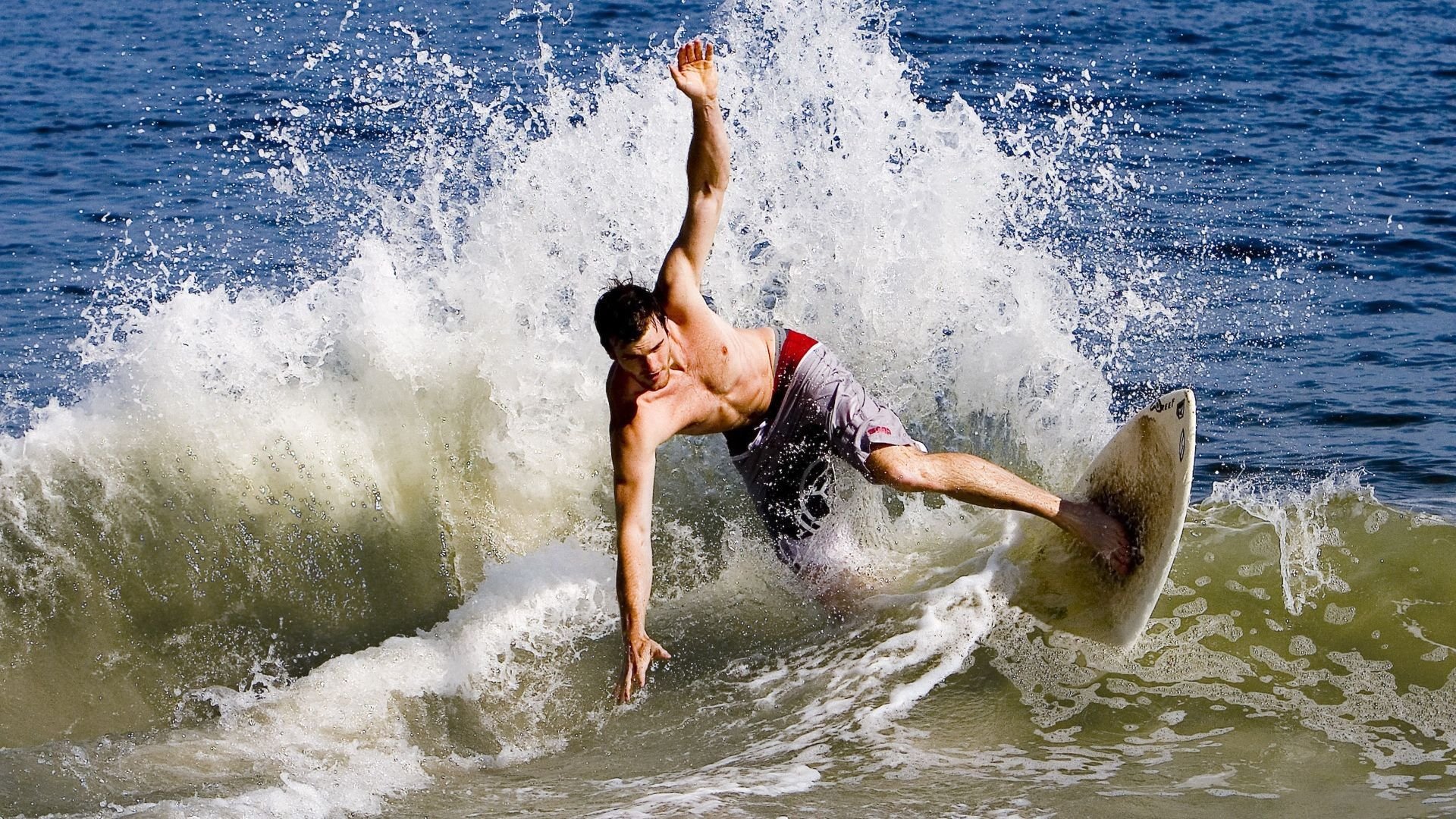 开云体育下载-独舞与铁蹄，当努涅斯的尖刀遇上韩国的收割