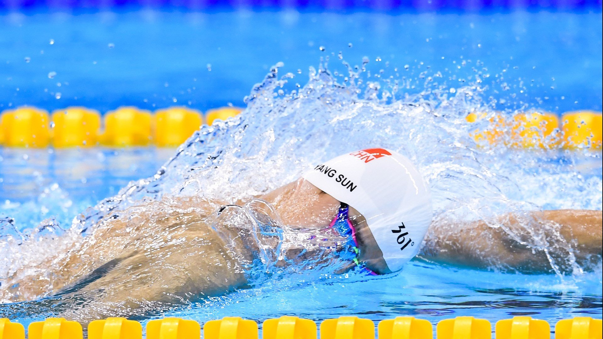 四年一度绿茵奥运,莱比锡长夜鏖战刺破红军黎明