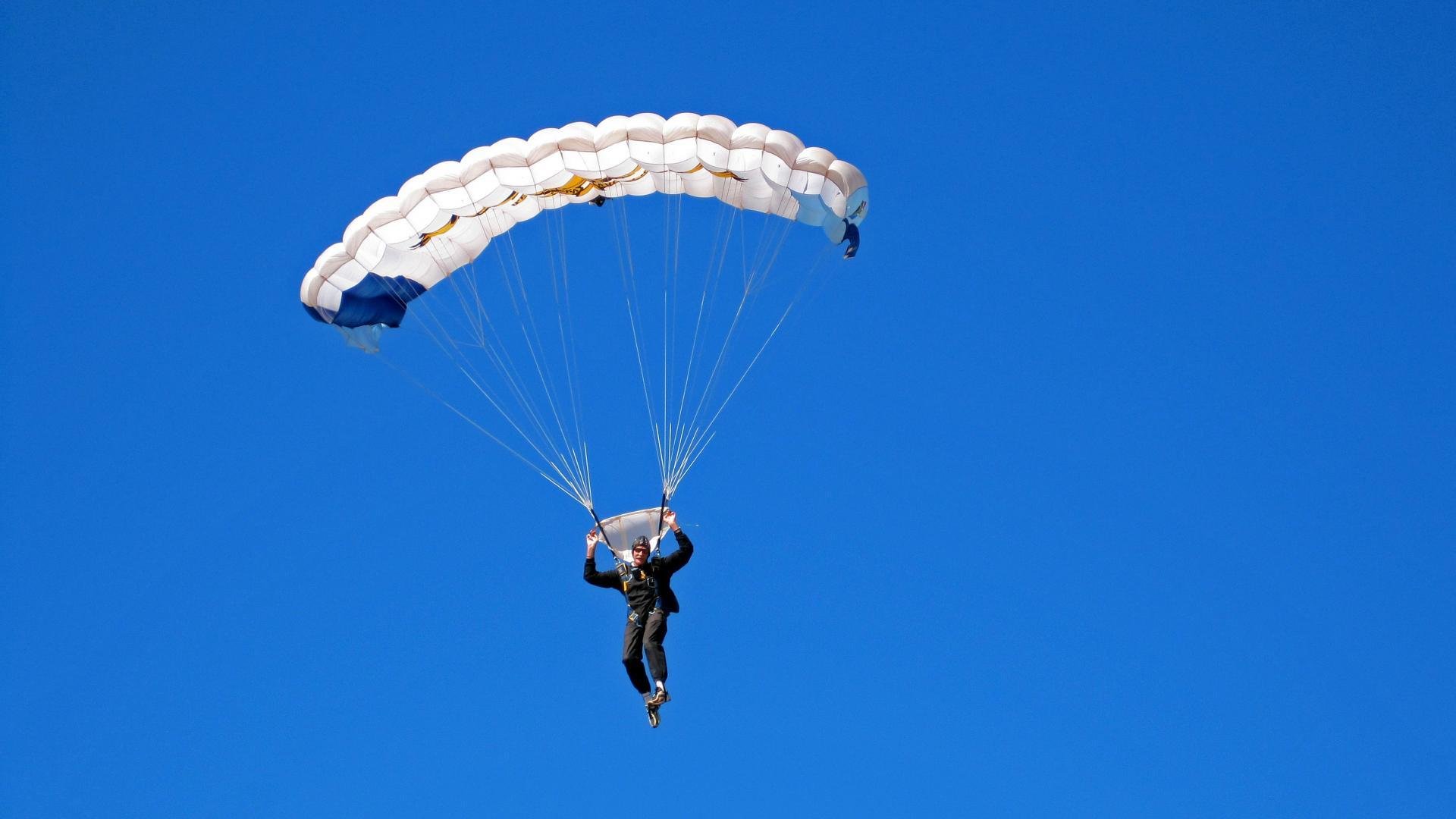 开云体育在线-铁血孤胆英雄，奥恰洛夫鏖战日本队，只手扛起波兰生死线