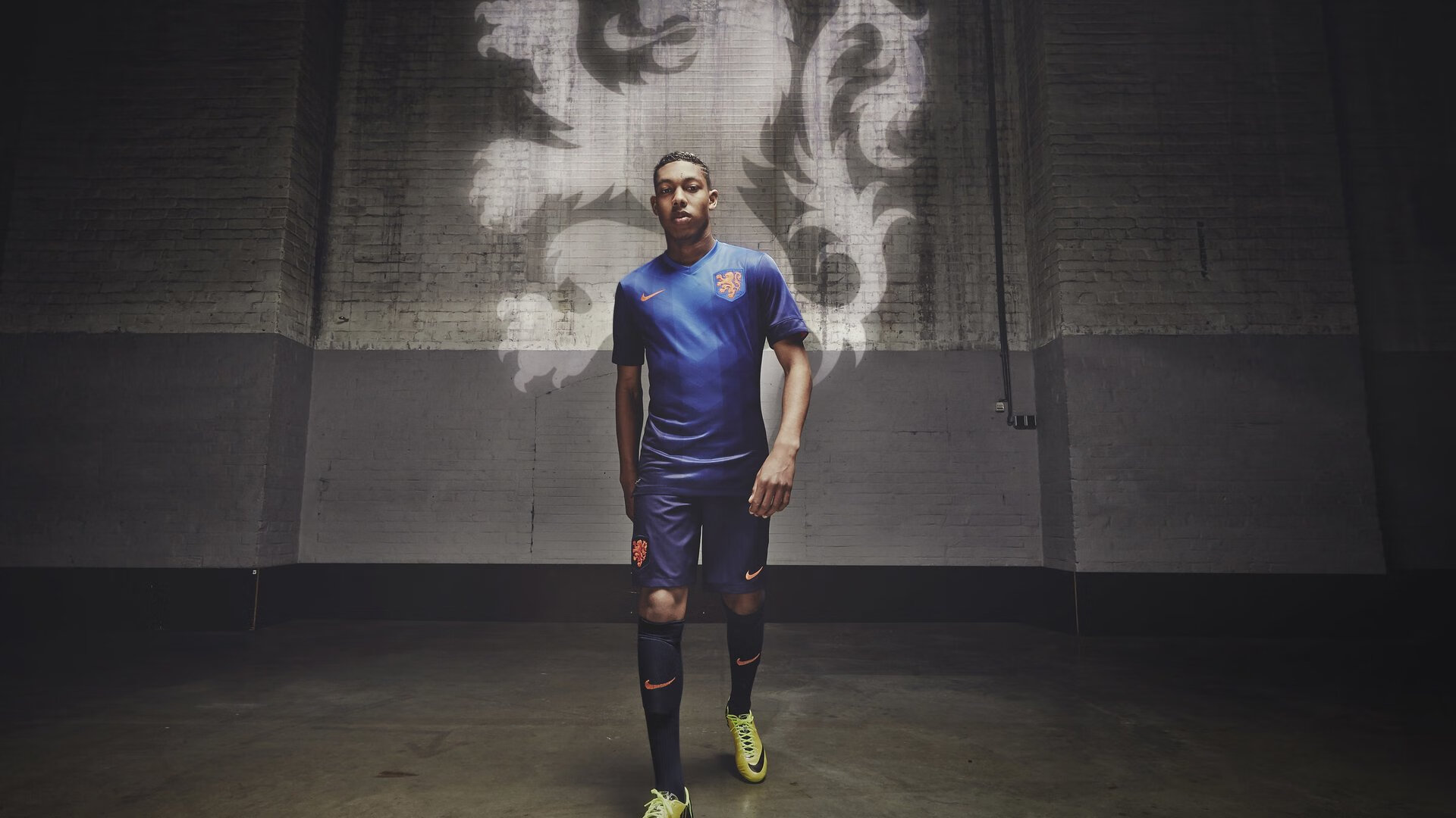 东方风暴席卷羽坛！印尼队碾压丹麦队，石宇奇天神下凡惊艳四座