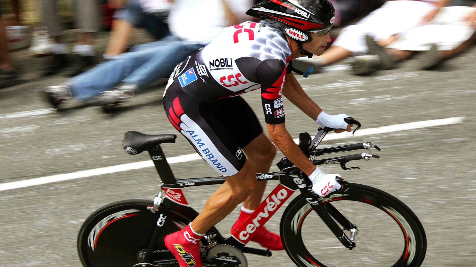 开云体育中国-红牛二队逆袭，技术奇袭成就黑马胜利；勒克莱尔火热状态点燃赛道烽烟